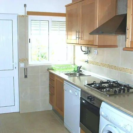1 Bedroom 5 Min From Falesia And Close To Center J Албуфейра