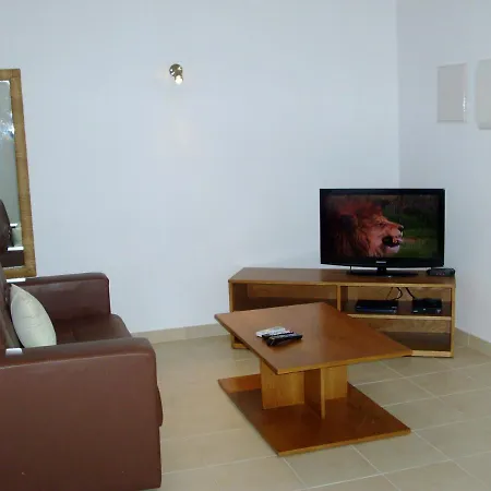 1 Bedroom 5 Min From Falesia And Close To Center J *